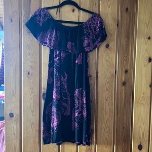 Gently used Wahine Toa size M off the shoulder dress